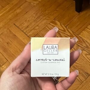Laura Geller Custom Coverage Trio - Medium